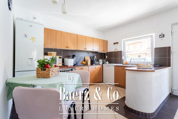 photo 25 Čiovo, Okrug Gornji, furnished house with four apartments and outdoor kitchen, 3rd row from the sea