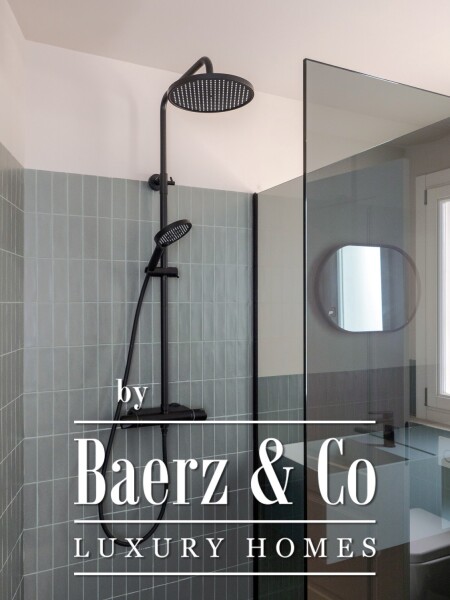 photo 11 Refined Apartment in the Old Town with terrace & parking