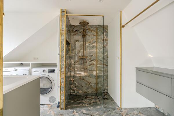 photo 32 Rubensstraat 74 2