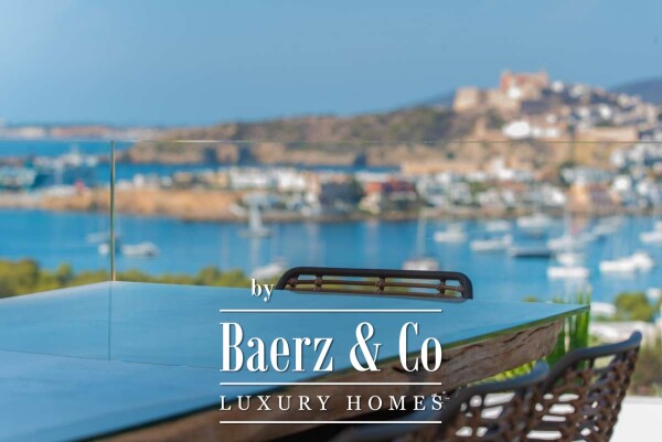 photo 8 Beautiful luxury home in Cap Martinet, Cap Martinet