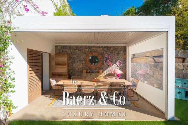 photo 15 Beautiful luxury home in Cap Martinet, Cap Martinet