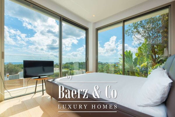 photo 20 Beautiful luxury home in Cap Martinet, Cap Martinet