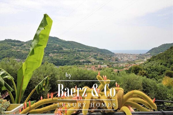 photo 12 2 x Villa for sale 350 m² (ca. 1975) + 125 m² (2006)