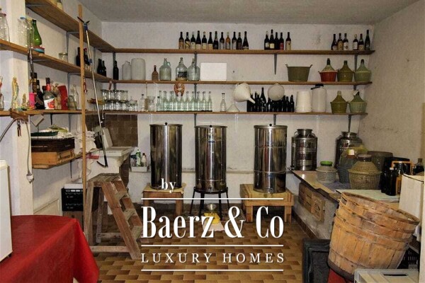 photo 24 2 x Villa for sale 350 m² (ca. 1975) + 125 m² (2006)