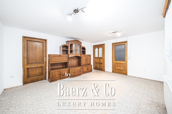 photo 17 Zagreb, Gračani, beautiful three-storey five-bedroom apartment with a garden, 278.66 m2