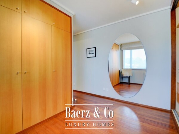 photo 21 3 bedroom flat with 2 suites and 3 parking spaces in Aviz, Porto