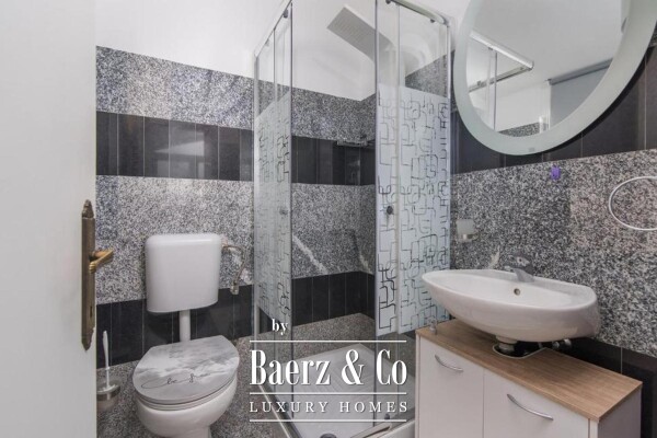 photo 13 Istria, surroundings of St. Lovrec, house with 6 bedrooms 380m2 with swimming pool, gym and sauna