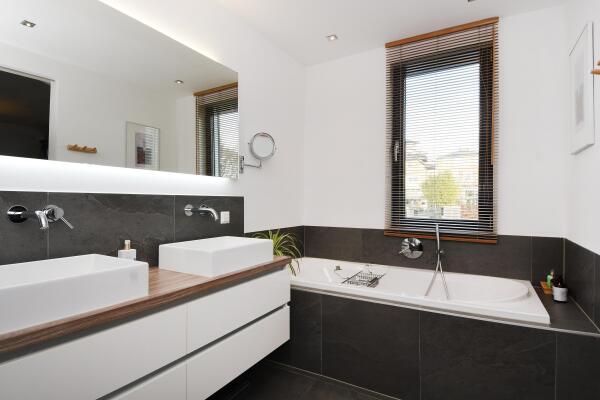 photo 44 Glaskloksingel 59