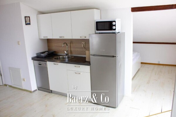 photo 26 Crikvenica, house with 8 apartments and a pool, 500 m from the sea, excellent investment