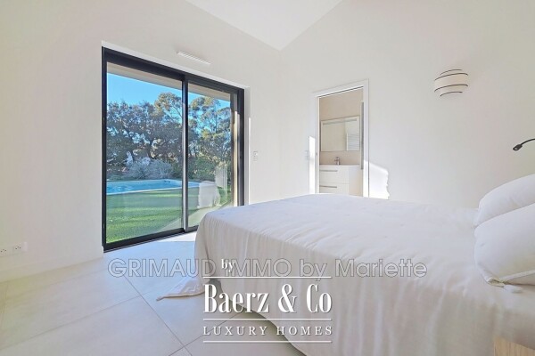 photo 5 Single-story house with high-end features in Sainte-Maxime