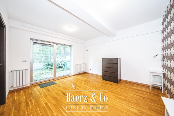 photo 22 Zagreb, Jelenovac, spacious three bedroom apartment with balcony and garden, with 2 garage, 202 m²