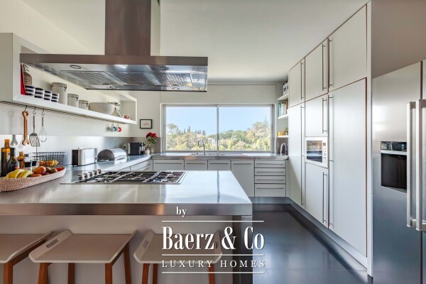 photo 10 Beautiful luxury home in Cascais e Estoril, Monte Estoril