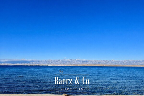 photo 10 Zadar, Vir, house 1st row to the sea