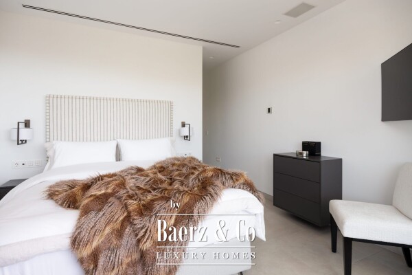 photo 14 Villa - Nueva Andalucia - Marbella - Ref: 8709