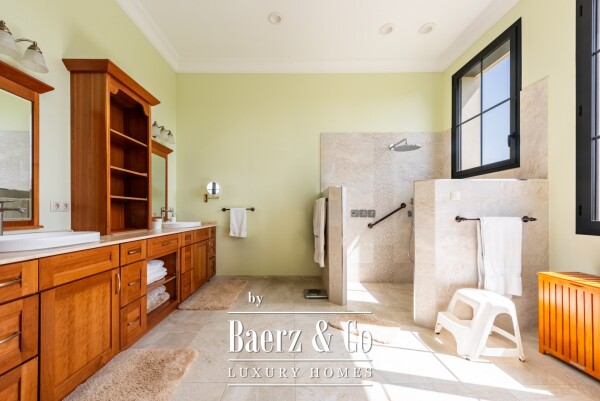 photo 14 Beautiful luxury home in Sotogrande, Sotogrande Alto - Zona G