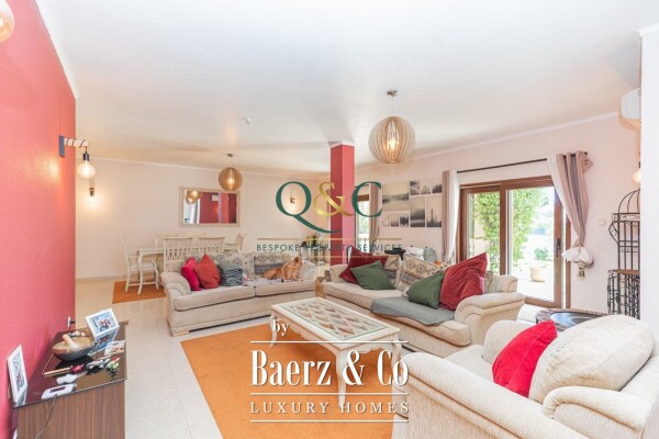 photo 2 Beautiful luxury home in Quarteira, Vilamoura
