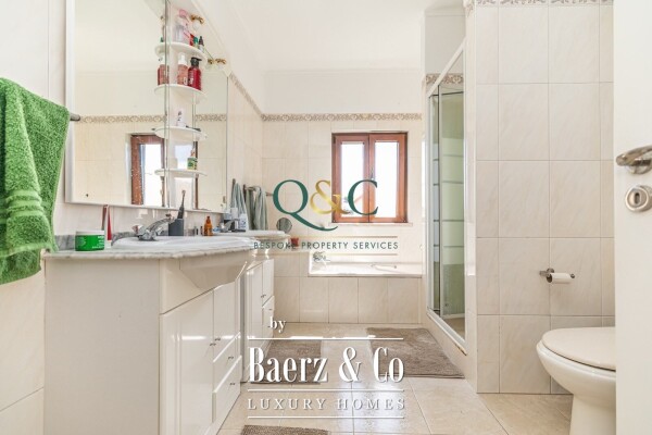 photo 14 Beautiful luxury home in Quarteira, Vilamoura