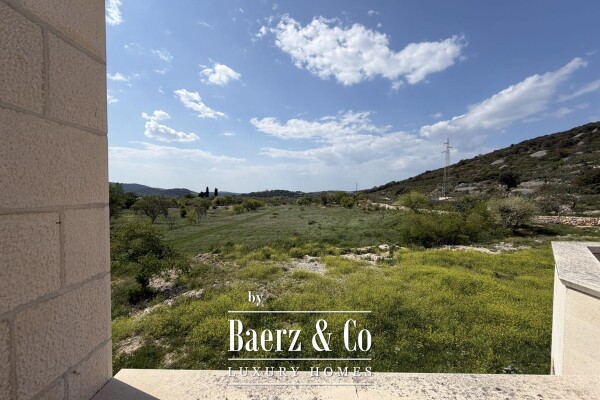 photo 18 Brač, Nerežišća, a stone villa on a spacious plot of 28,122 m².