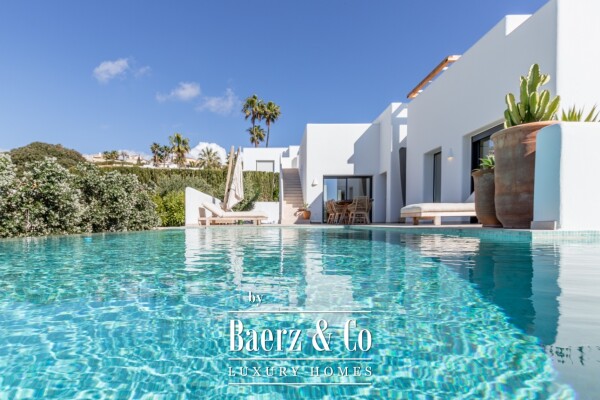photo 1 Beautiful luxury home in Moraira, Costa Blanca