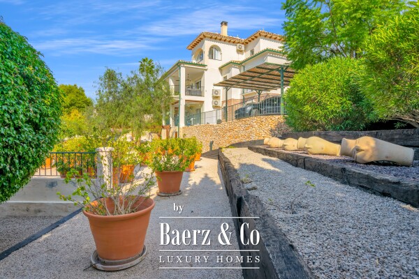 photo 10 Private Mediterranean villa with elegant outdoor living in Cortijo San Rafael