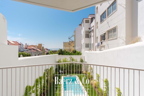photo 1 Beautiful luxury home in Estrela, Lapa