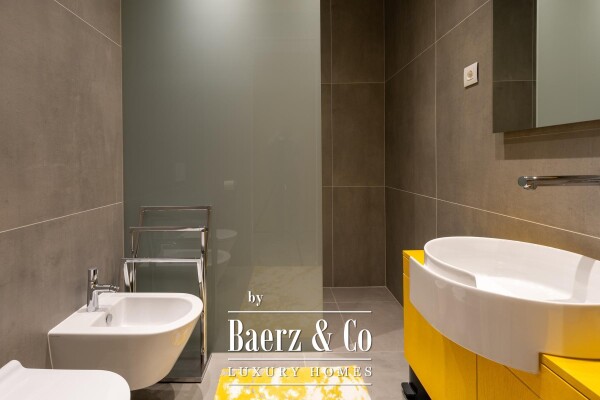 photo 11 Istria, Rovinj exclusive five-room apartment first row to the sea
