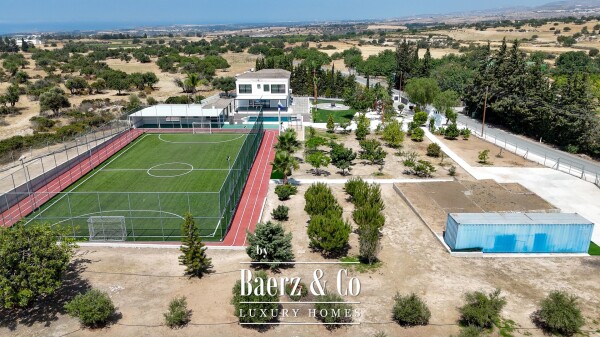 photo 10 Refined Countryside Villa Offering Exceptional Space, Privacy, and Elite Lifestyle Infrastructure in Kouklia